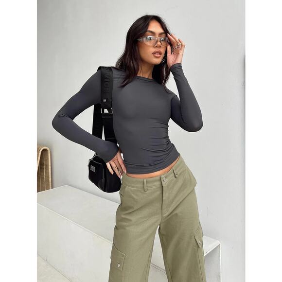 Princess Polly Arnim Gray Crewneck Long Sleeve Slim Pullover Tee T-shirt Top 2 - Picture 6 of 12